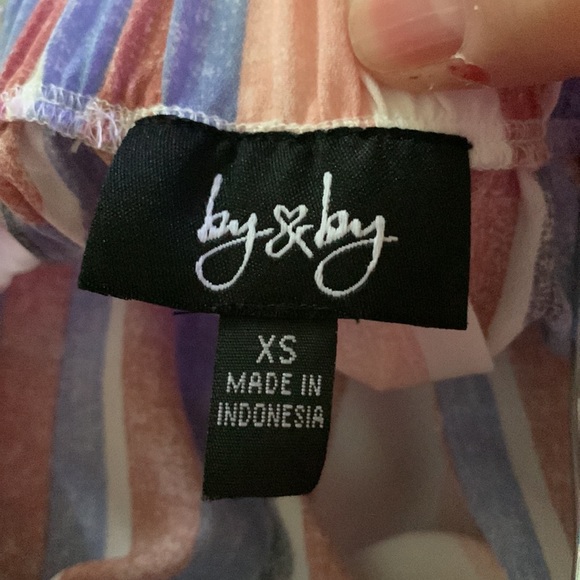 Stripe off shoulder top with toes at end of sleeve size xs - Picture 4 of 6